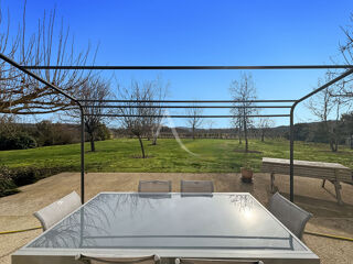  Maison  vendre 10 pices 265 m