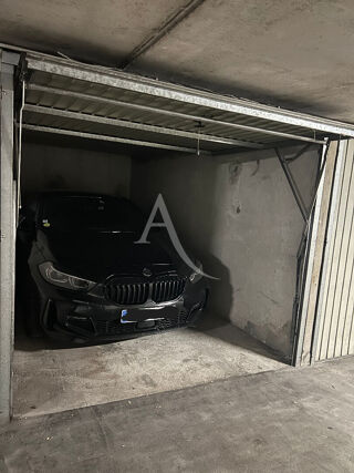  Parking / Garage à vendre 13 m²