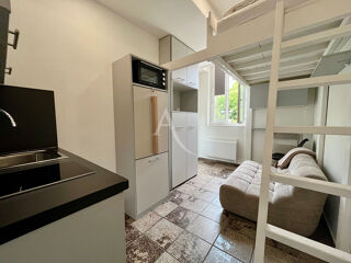  Appartement à louer 1 pièce 11 m²