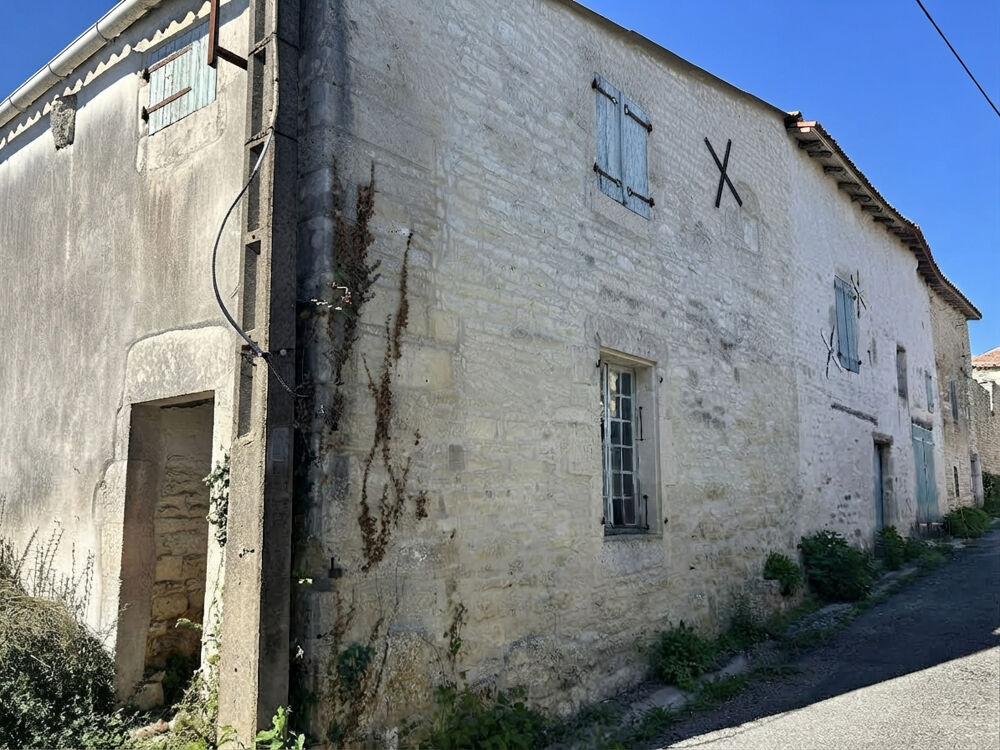 Vente Remise/Grange Ancien atelier d'artisans à rénover Fontaine chalendray