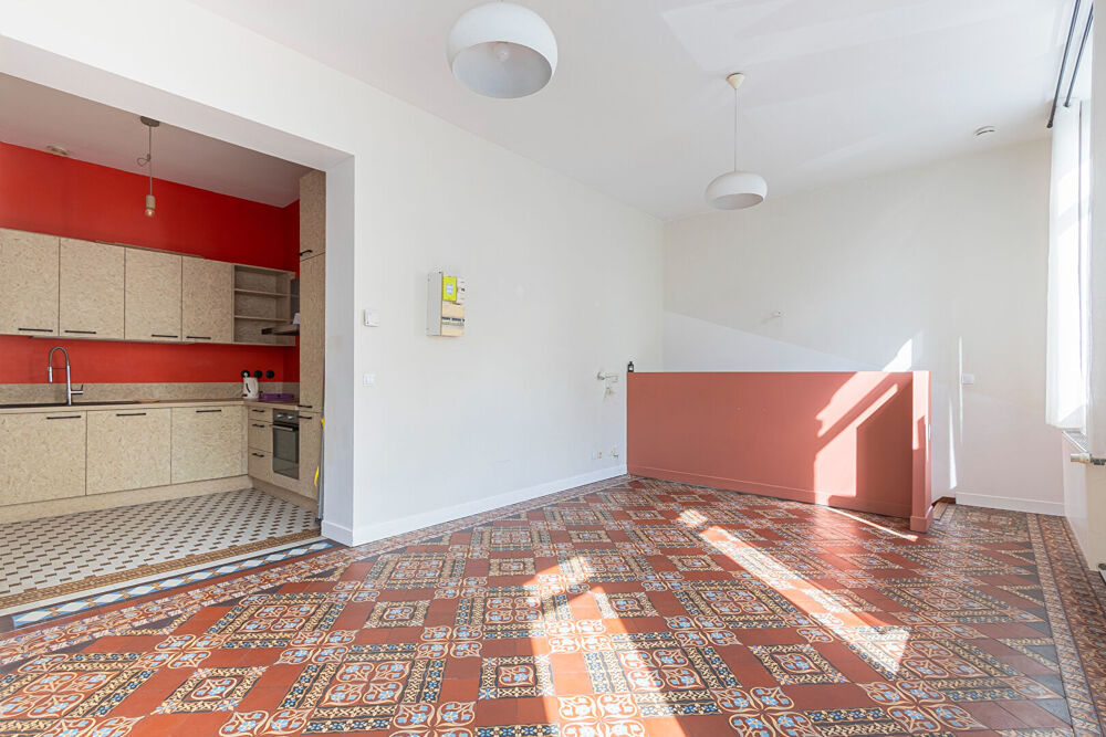 Vente Appartement A Vendre!! Duplex T3 65m² + place de parking Privée, 119 000 FAI !!! Roubaix