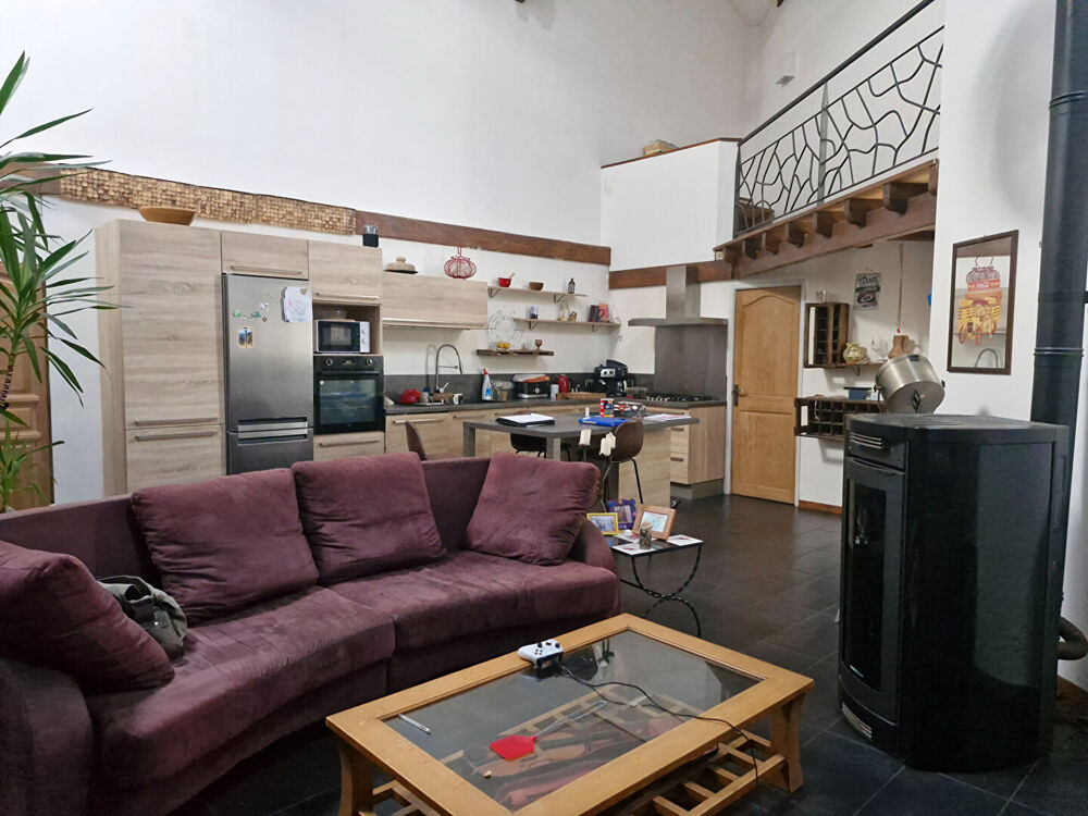 Vente Maison Maison de bourg - Costaros - proximité commerces - beaux volumes - idéal 1er investissement Costaros