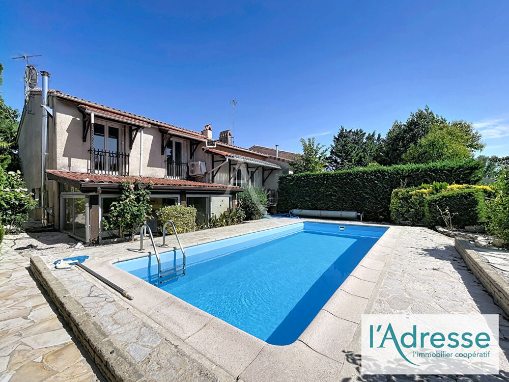 Maison 8 pièces 143 m² · à Castelginest · 143 m² · 329 000 €