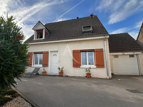   Maison de 108 m² avec 4 chambres, garage et cave - Lux Maison - 5 pièce(s) - 108 m²