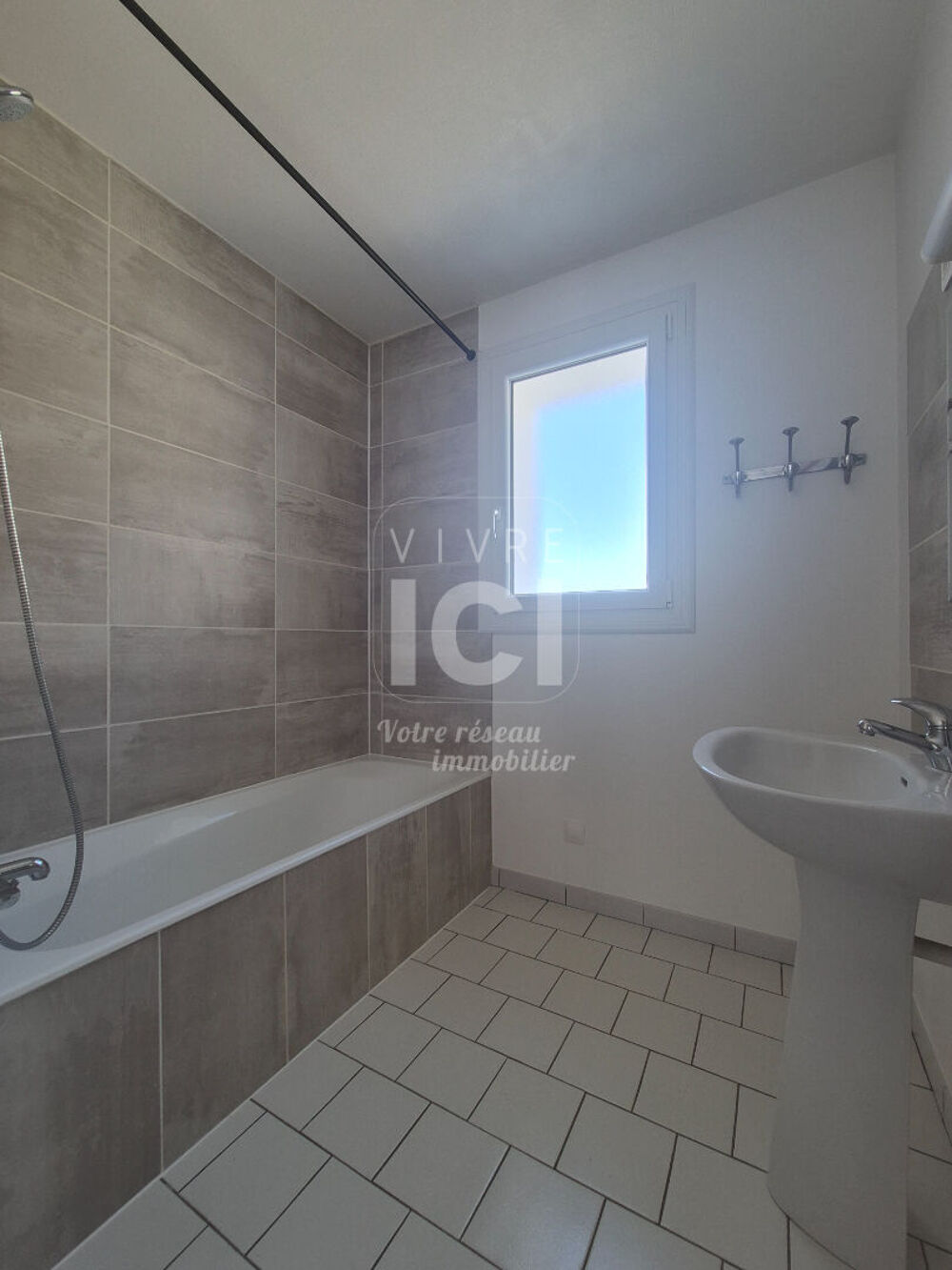 Location Appartement Appartement Sainte Gemmes Sur Loire 2 pièce(s) 43.51 m2 Sainte gemmes sur loire