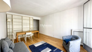  Appartement à louer 4 pièces 80 m²