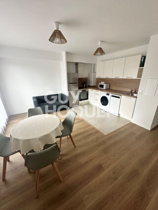  Appartement à louer 2 pièces 43 m²