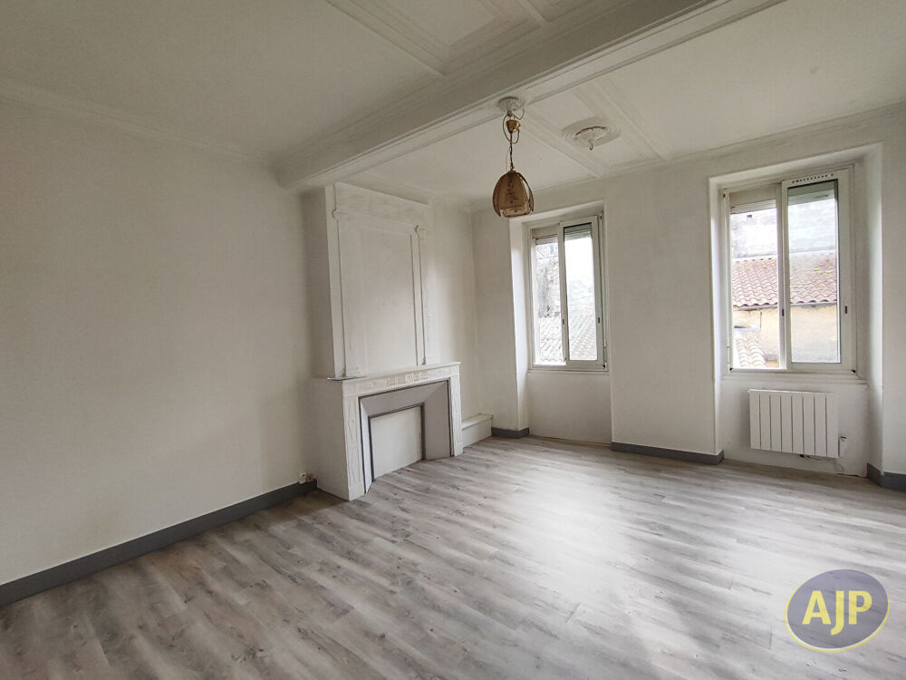 Location Appartement Appartement Pauillac 1 pièce(s) 27.79 m2 Pauillac