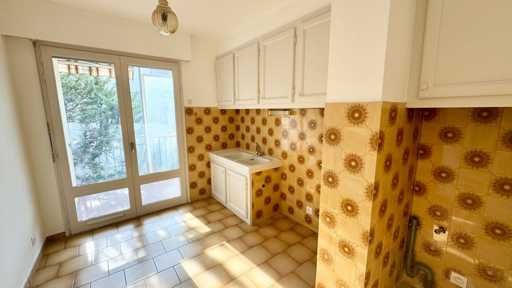 Location Appartement AIX EN PROVENCE - Appartement type 2 de 60m² Aix en provence
