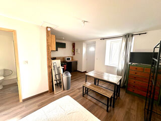 Appartement à louer 1 pièce 23 m²