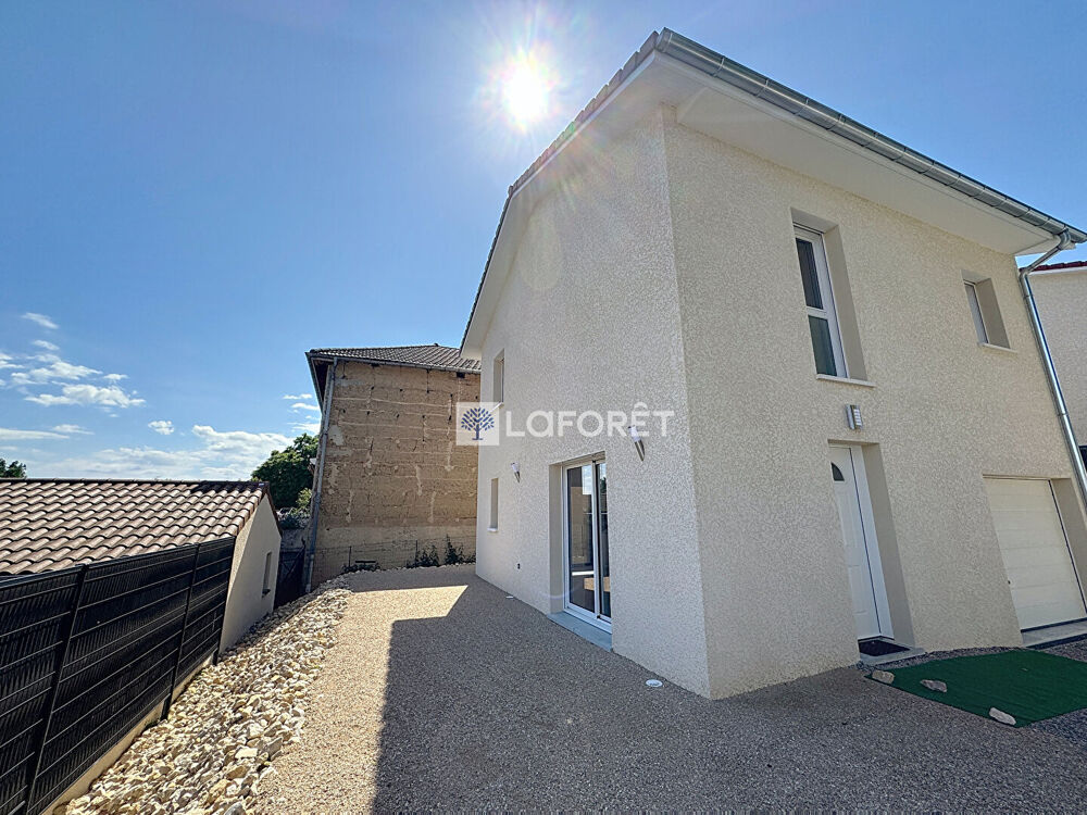 Location Maison Maison Crachier 4 pièce(s) 79.79 m2 Crachier