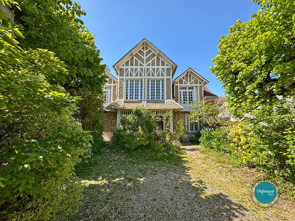 Maison Vert Le Petit 9 pièce(s) 180 m2