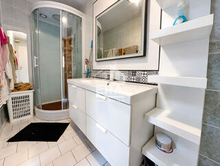 Vente Maison Maison 68 m² - Croix Mairie - Proche Métro et Tram Croix