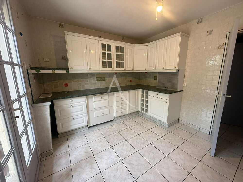 Vente Maison Maison 4 chambres éléver sur sous-sol total à rénover 846m² de jardin Cregy les meaux