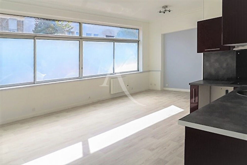 Location Appartement Appartement Suresnes 2 pièce(s) 50,36 m2 Suresnes