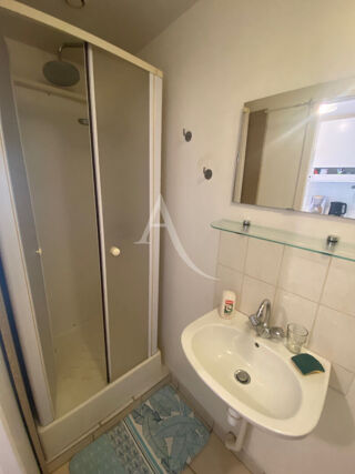  Appartement à louer 1 pièce 25 m²