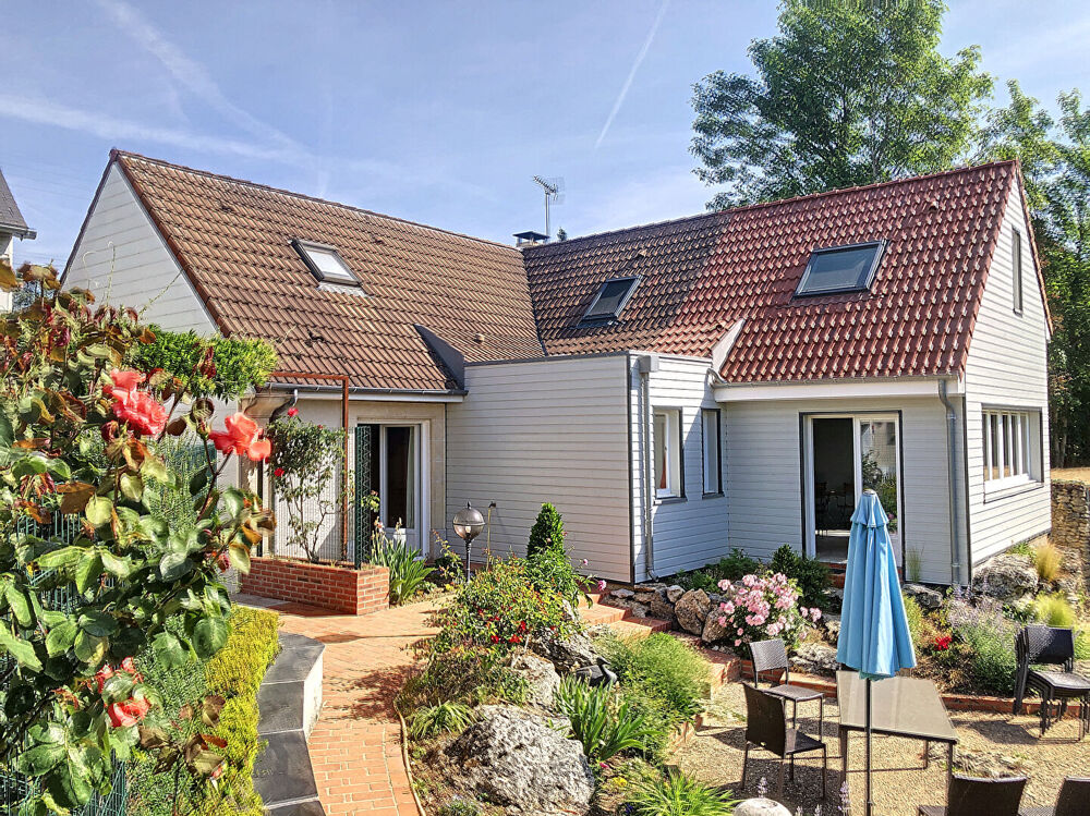 Ensemble immobilier d'exception à Vineuil ? Vue imprenable sur le Cosson !