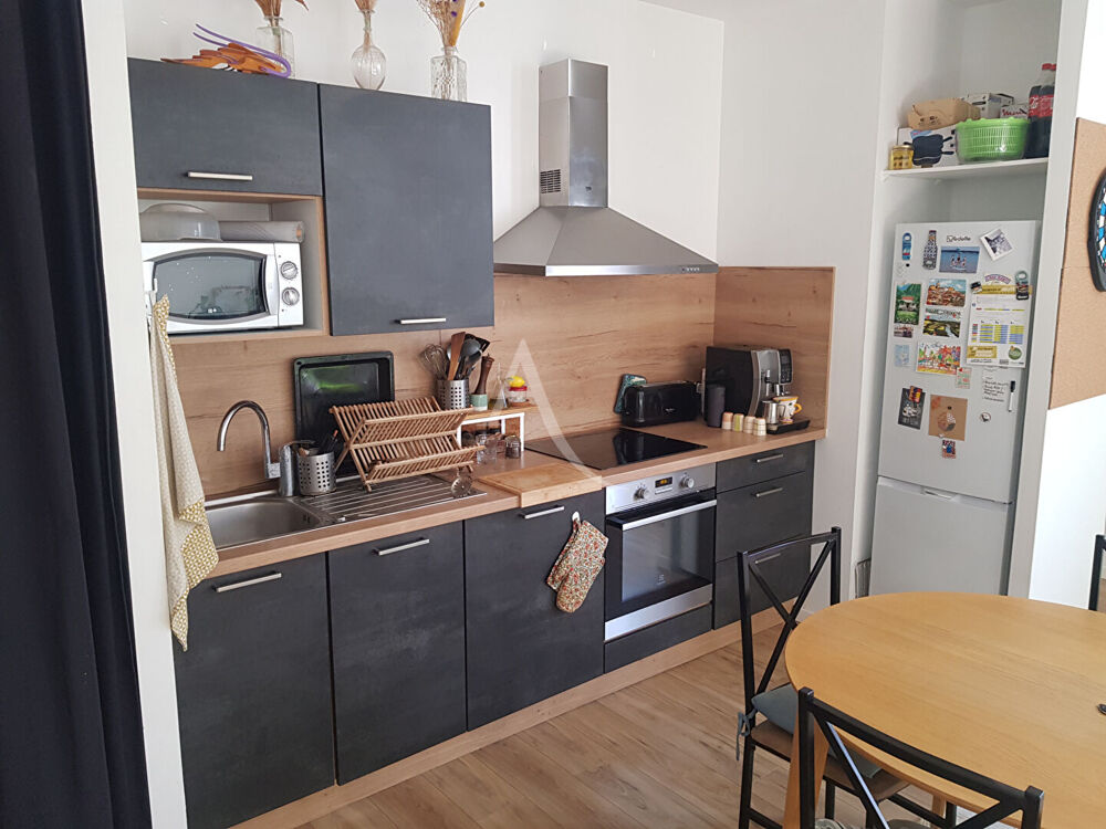 Vente Appartement ROCHEFORT - Appartement T3 rénové, proche place Colbert - Rochefort