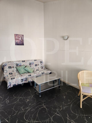  Appartement à louer 1 pièce 23 m²