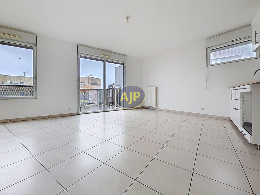 Vente Appartement Nantes PROCHE Halvèque  T3 récent avec terrasse et parking Nantes