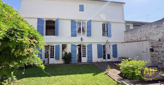Vente Maison AGEN, Maison de caractère au coeur du village  de LAYRAC, 320 m² habitables Layrac