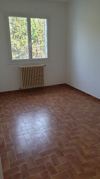  Appartement � louer 4 pi�ces 95 m�