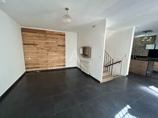  Immeuble � vendre 145 m�