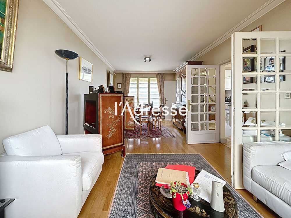 Maison 160 m² à rénover - Environnement verdoyant proche toutes commodités - Beau terrain