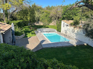  Maison  vendre 6 pices 220 m