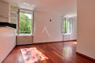  Appartement  vendre 2 pices  Aubervilliers