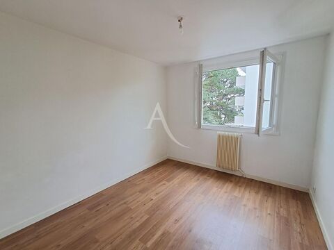  Appartement � louer 4 pi�ces 77 m�