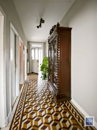  Maison � vendre 7 pi�ces 250 m�