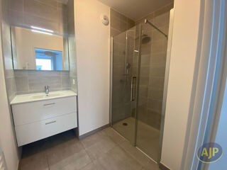  Appartement � vendre 4 pi�ces 77 m�