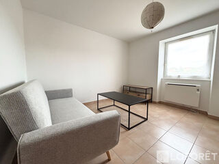  Appartement à louer 3 pièces 48 m²