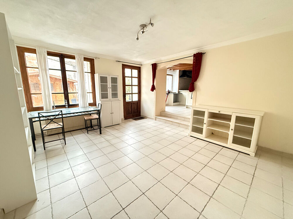 MAISON GAILLON SUR MONTCIENT - 6 pièce(s) - 146 m2