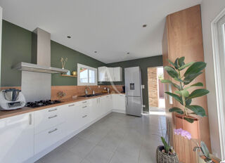  Maison  vendre 5 pices 123 m