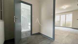  Appartement à louer 1 pièce 27 m²