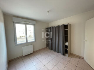  Appartement à louer 2 pièces 44 m²