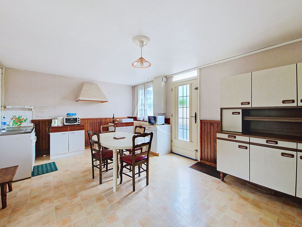 Vente Maison Maison Chateauneuf Sur Sarthe 3 pièce(s) 79 m2 Chateauneuf sur sarthe