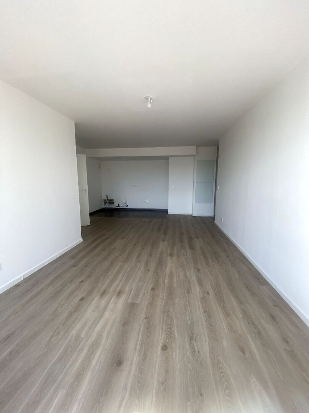 Location Appartement BEL APPARTEMENT 3 PIÈCES DANS UNE RÉSIDENCE RÉCENTE - LE BLANC MESNIL Le blanc mesnil
