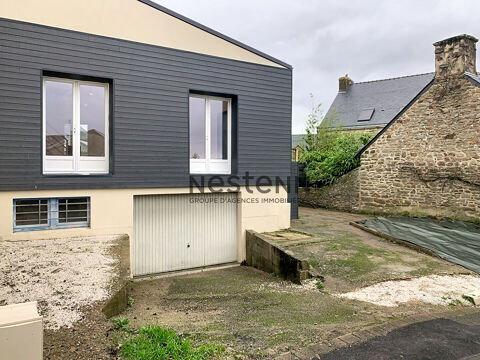   RARE - Maison T5 avec garage de 96m� � vendre en plein centre-bourg de Theix Maison - 6 pi�ce(s) - 126 m�