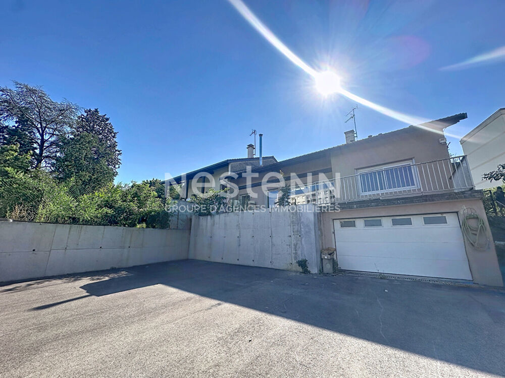 à vendre  Maison Bron (69500)