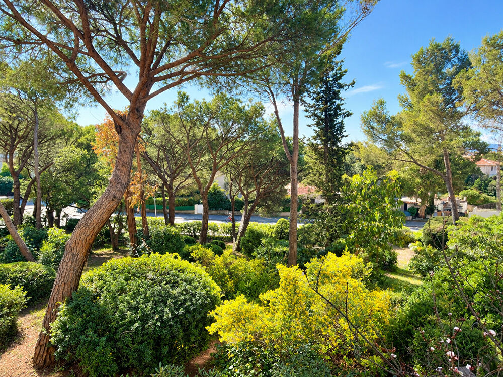 Vente Appartement T2 - TERRASSE - 179.500 Euros Saint raphael