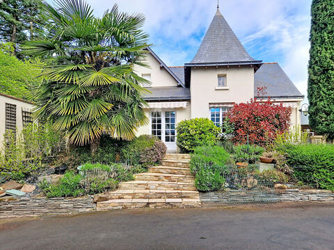   Maison Montreuil Juigne 5 pièce(s) Maison - 5 pièce(s) - 146 m²