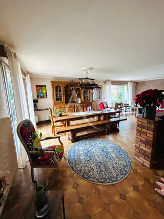  Maison à vendre 7 pièces 249 m²