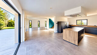  Maison à vendre 8 pièces 238 m²
