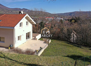  Maison � vendre 6 pi�ces 200 m�