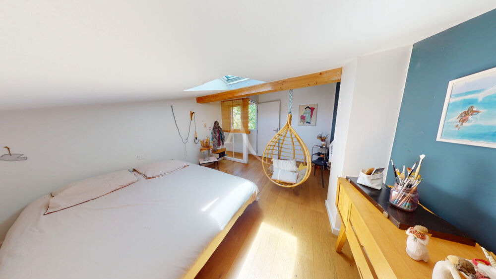 Vente Maison Maison 8 pièces de 200m² Montrabe