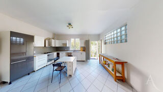  Maison  vendre 6 pices 180 m