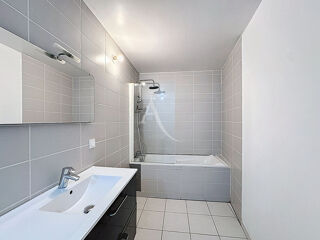  Maison à louer 4 pièces 84 m²